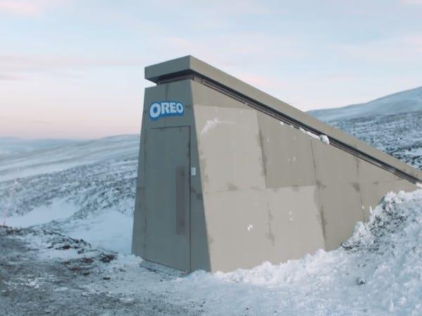 Oreo برای محافظت از بیسکویت‌ها انبار ضد شهاب‌سنگ در نروژ ساخت